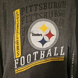 PITTSBURGH STEELERS Long Sleeve TShirt. Size L